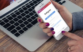 Login Instagram